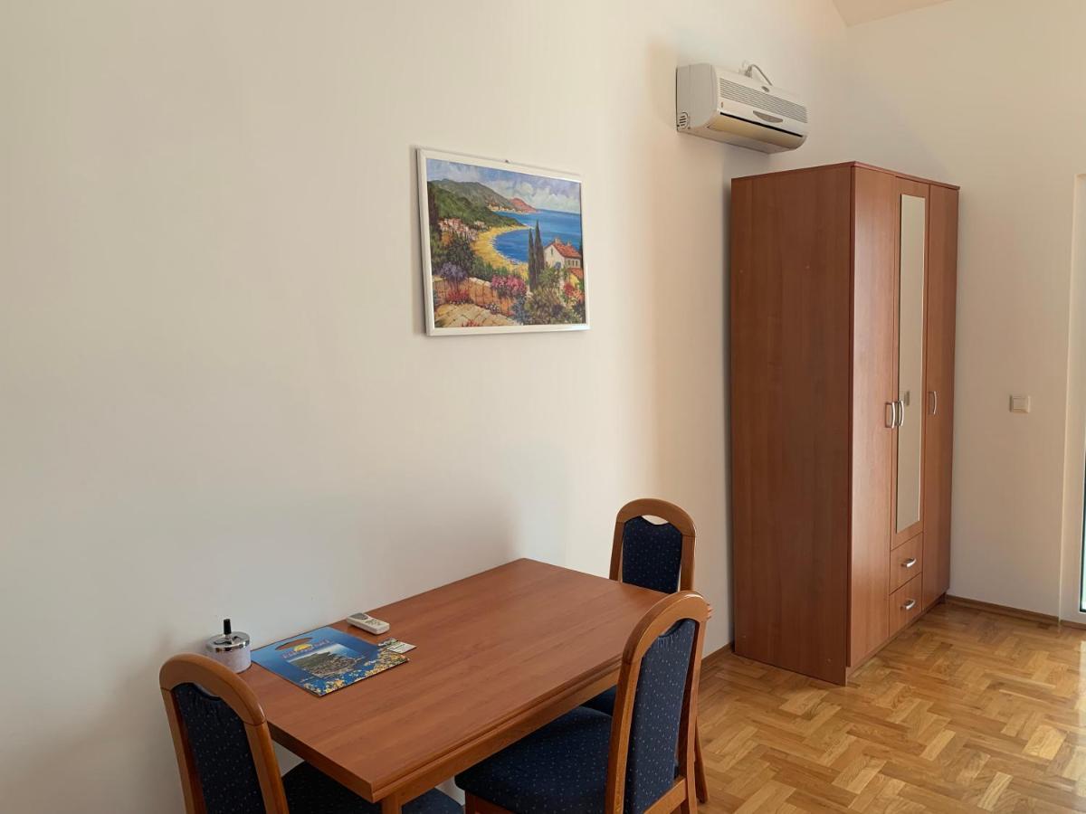 Apartments Dumancic Biograd Na Moru Extérieur photo